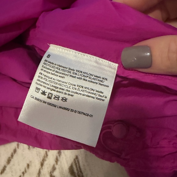 Lululemon packable jacket - Picture 3 of 3